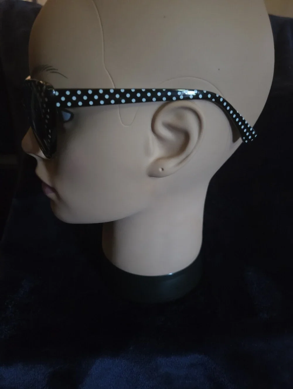 Retro Polka Dot Cat Eye Sunglasses - Black with White Dots